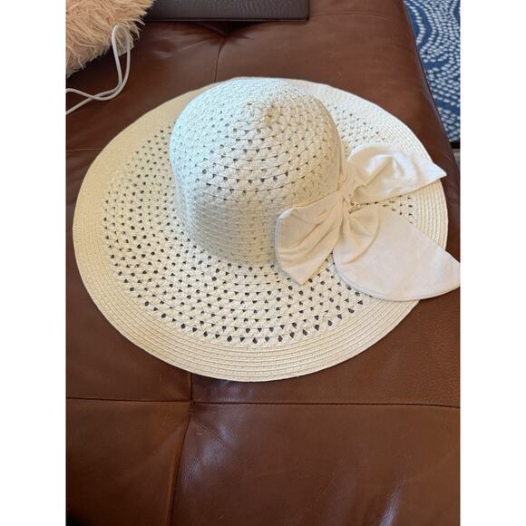 L’Atelier Du Sac Italy Floppy Paper Straws Sun Hat Bow White - Picture 1 of 4